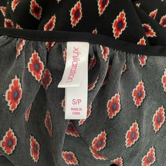 XHILARATION PATTERNED DRESS SIZE SMALL - Picture 2 of 5